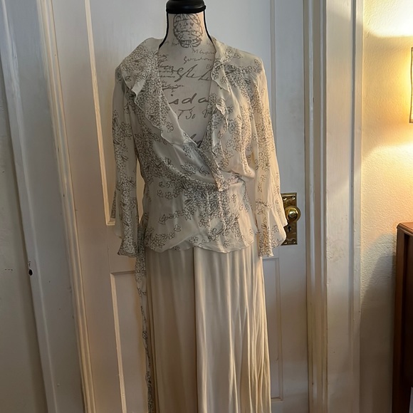 The Limited @90’s Vintage silk wrap blouse with v-neck t-shirt under dress. - Picture 1 of 9